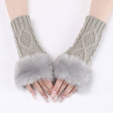 Simple Warm Diamond Fingerless Gloves_Cwag0102