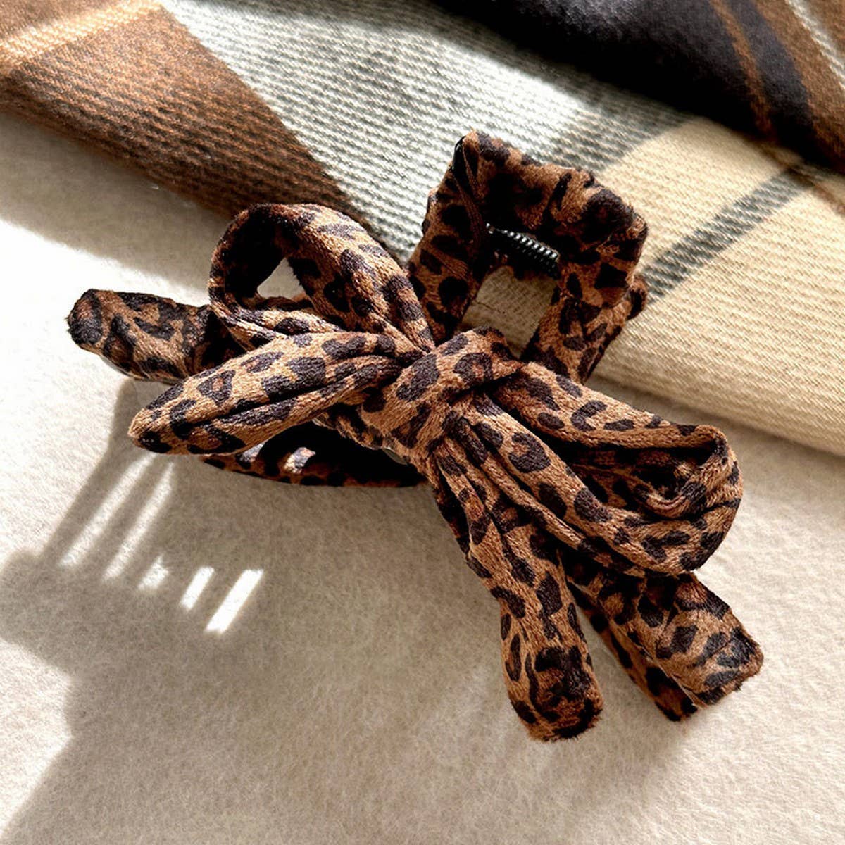 Leopard Bow Hair Claw Large Elegant Shark Clip_Cwaha07947