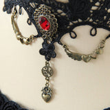 HALLOWEEN RETRO LOVE CRYSTAL LACE SHORT NECKLACE_CWMM0165