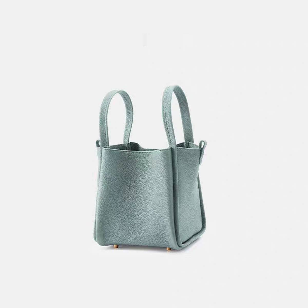 MEDIUM LEATHER BUCKET TOTE BASKET STYLE BAG_CWAB5335