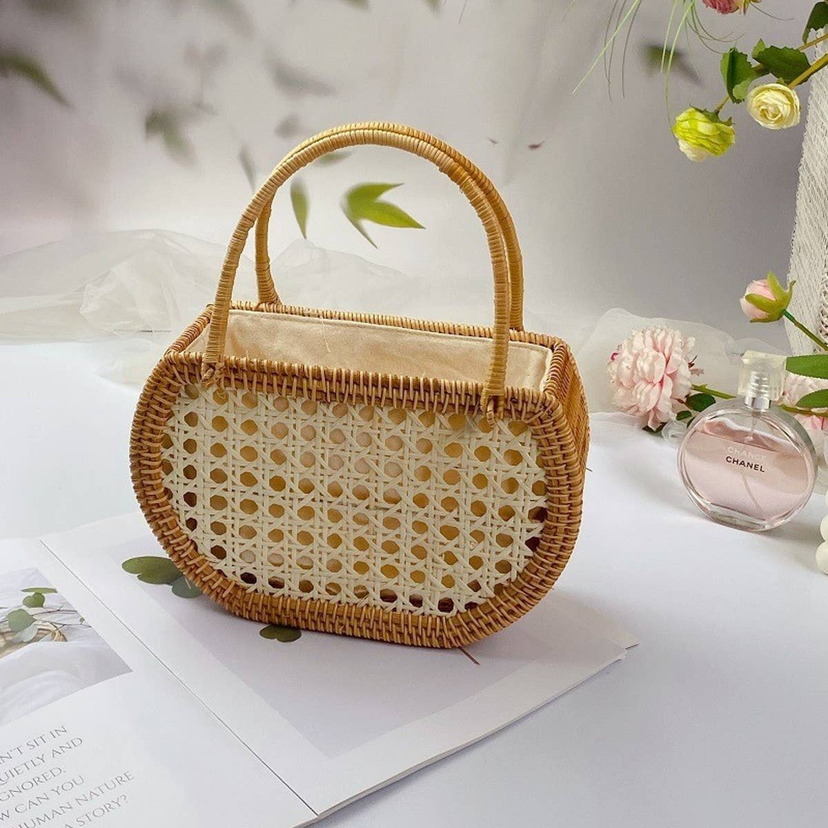 HANDMADE RATTAN BASKET SHELL STORAGE HANDBAG_CWMM4550