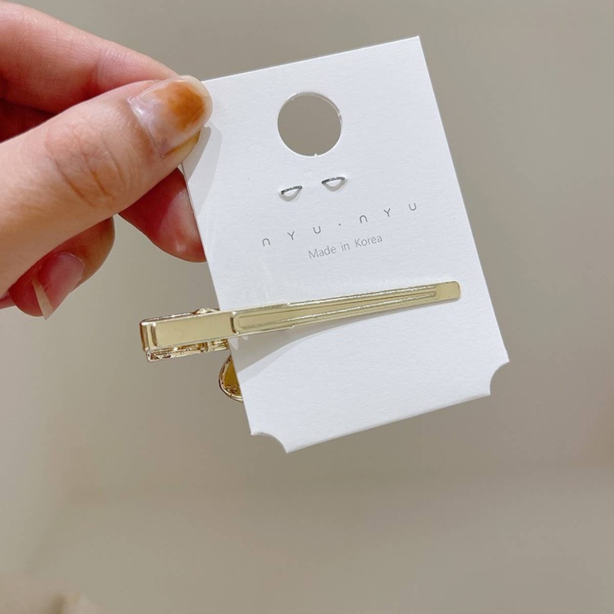 BLACK AND WHITE CHECKERBOARD PEARL BOW HAIRPIN_CWAHA4776