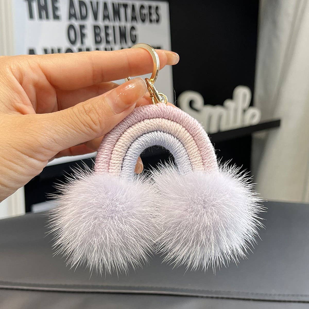RAINBOW SMALL CLOUD FUR BALL CAR KEYCHAIN PENDANT_CWMM2547