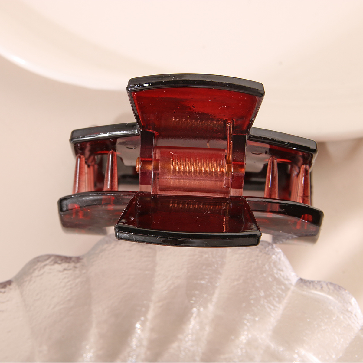 PC SQUARE HAIR CLIP ELEGANT UPDO CLAW_CWAHA6517