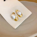 GEOMETRIC MINIMALIST AND LUXURIOUS STYLE EARRINGS_CWAJE2059