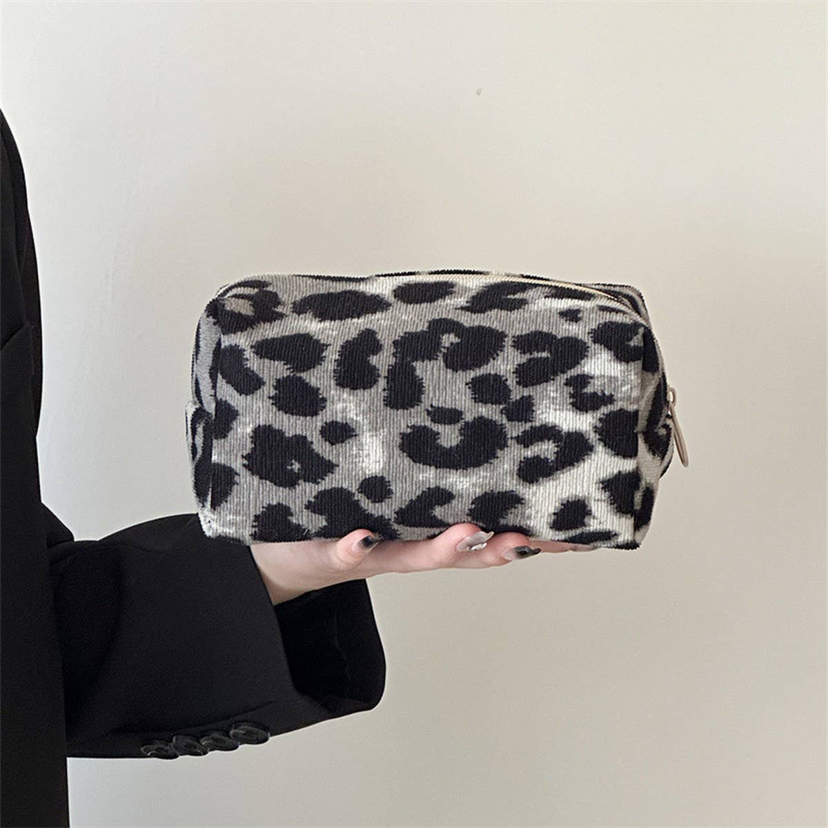 Leopard Corduroy Makeup Baglarge Travel Wash Pouch_Cuab00763