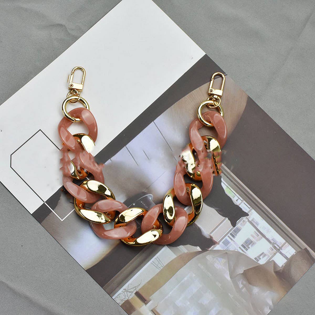 12 ACRYLIC CHAIN STRAP FOR BAGS PHONE CASES_CWMM5066