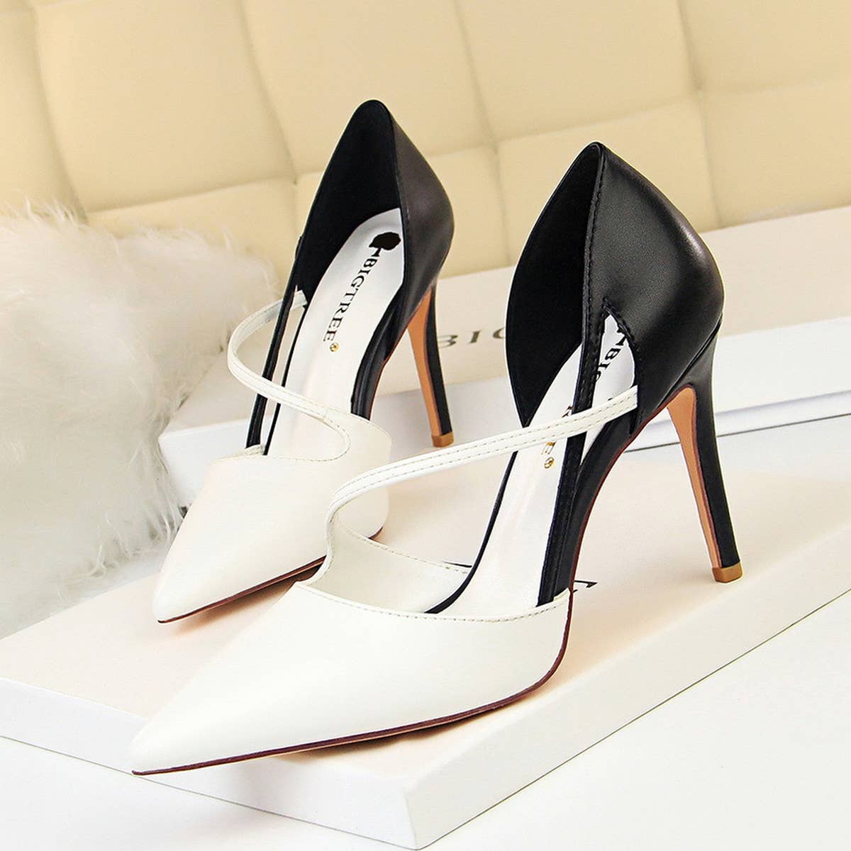 NEW POINTY COLOR MATCHING HOLLOW HIGH HEELS_CWSHH0054