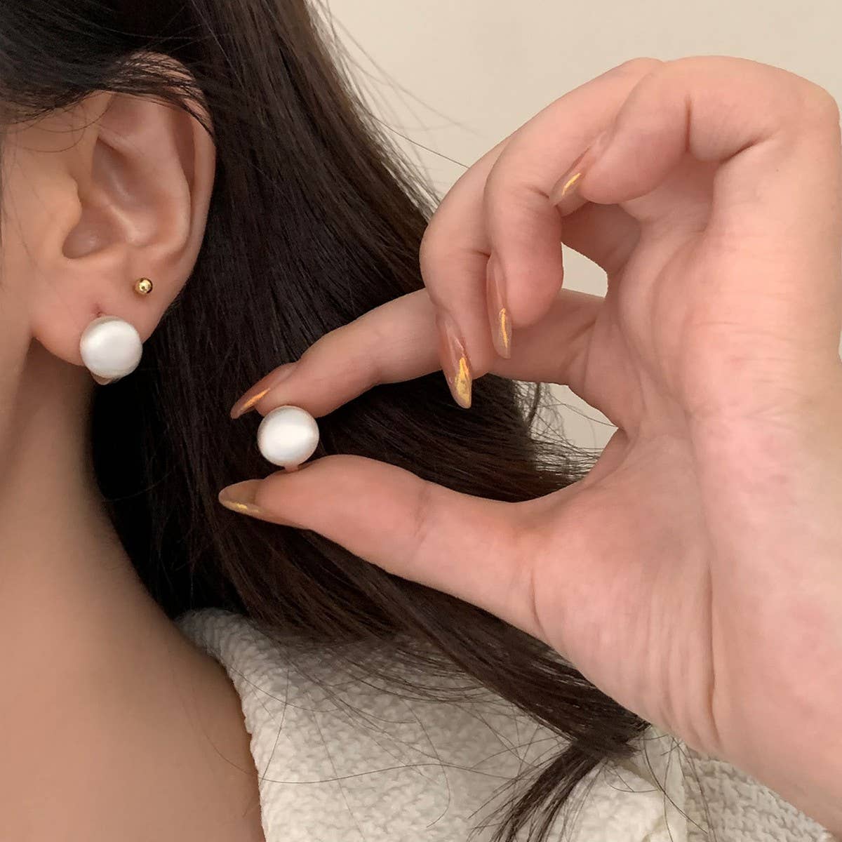 RETRO AND VERSATILE HIGH END BRUSHED EARRINGS_CWAJE3123