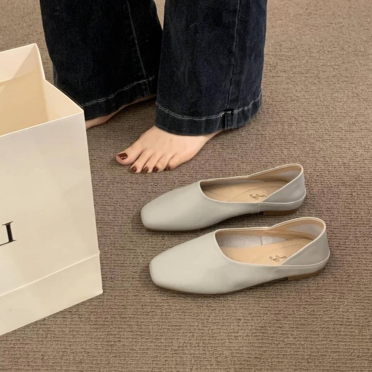 SOFT LEATHER SLIP ON LOAFERS FOR WOMEN_CWSHF0054