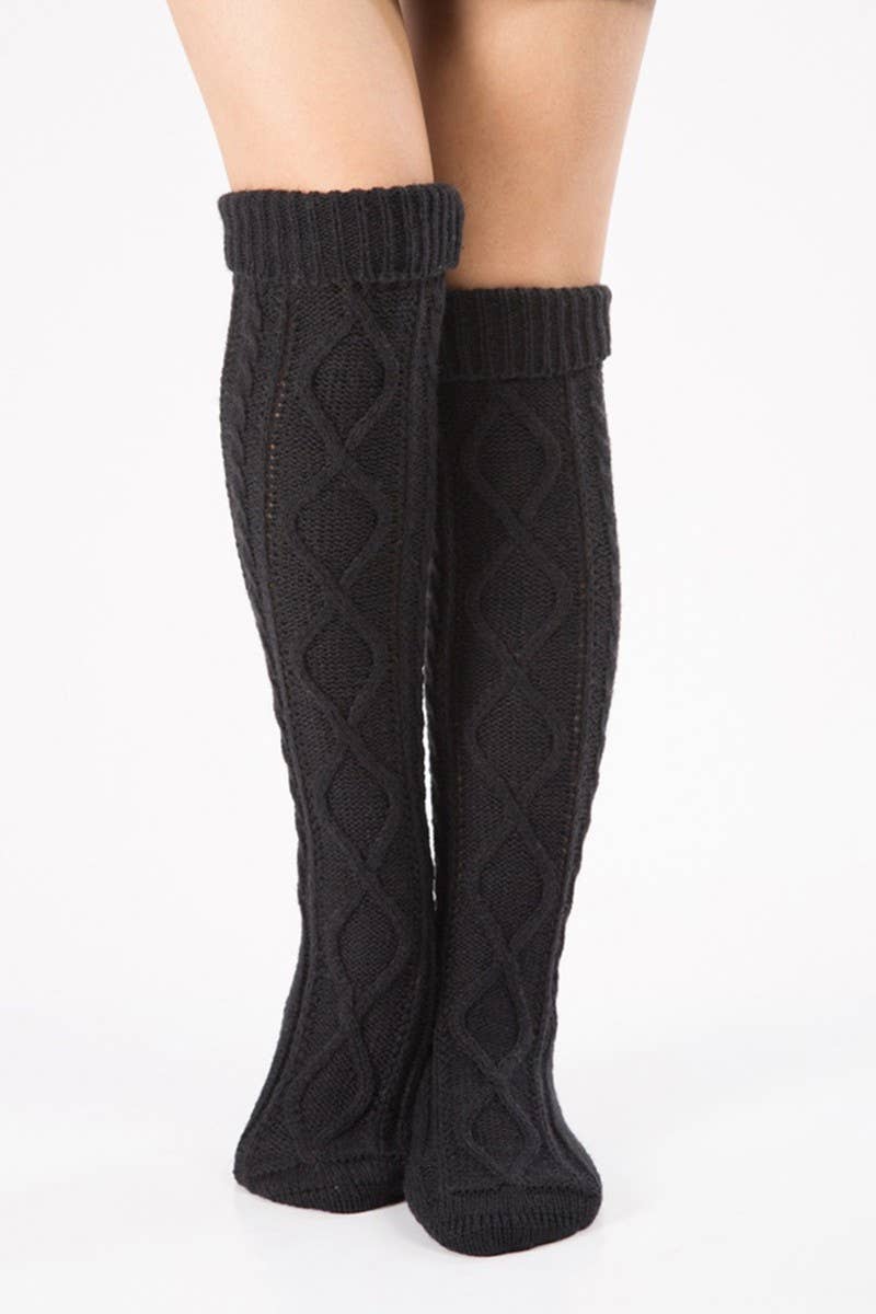 Cable Knit Socks_Cwms108