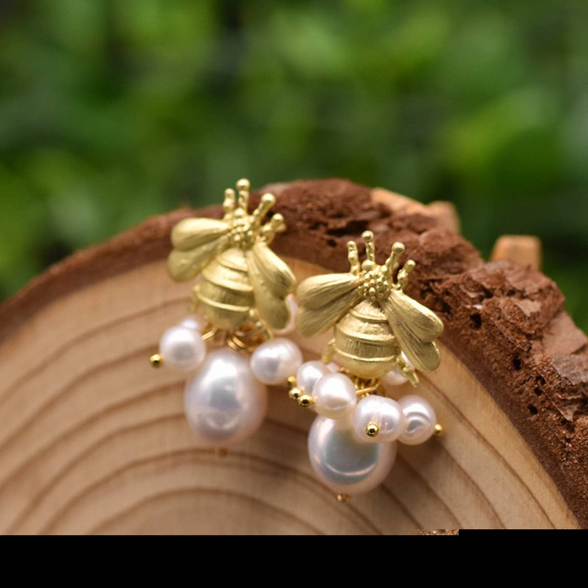 PREMIUM VINTAGE NATURAL FRESHWATER PEARL EARRINGS_CWAJE3769