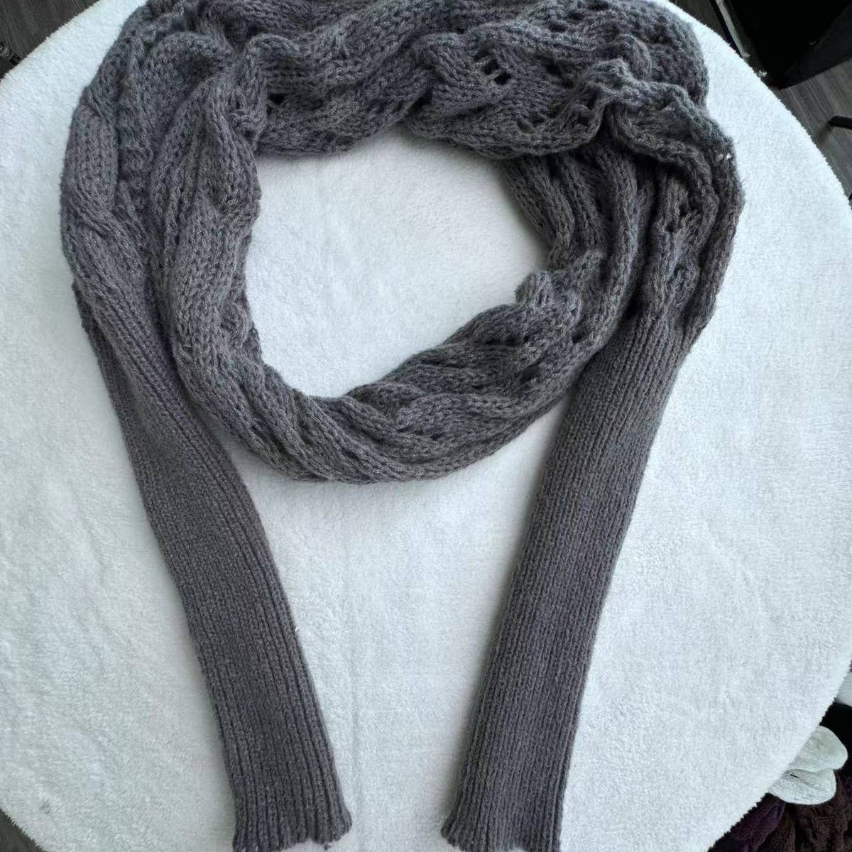 Cwasc1793_Twisted Hollow Long Sleeve Shawl Collar Scarf