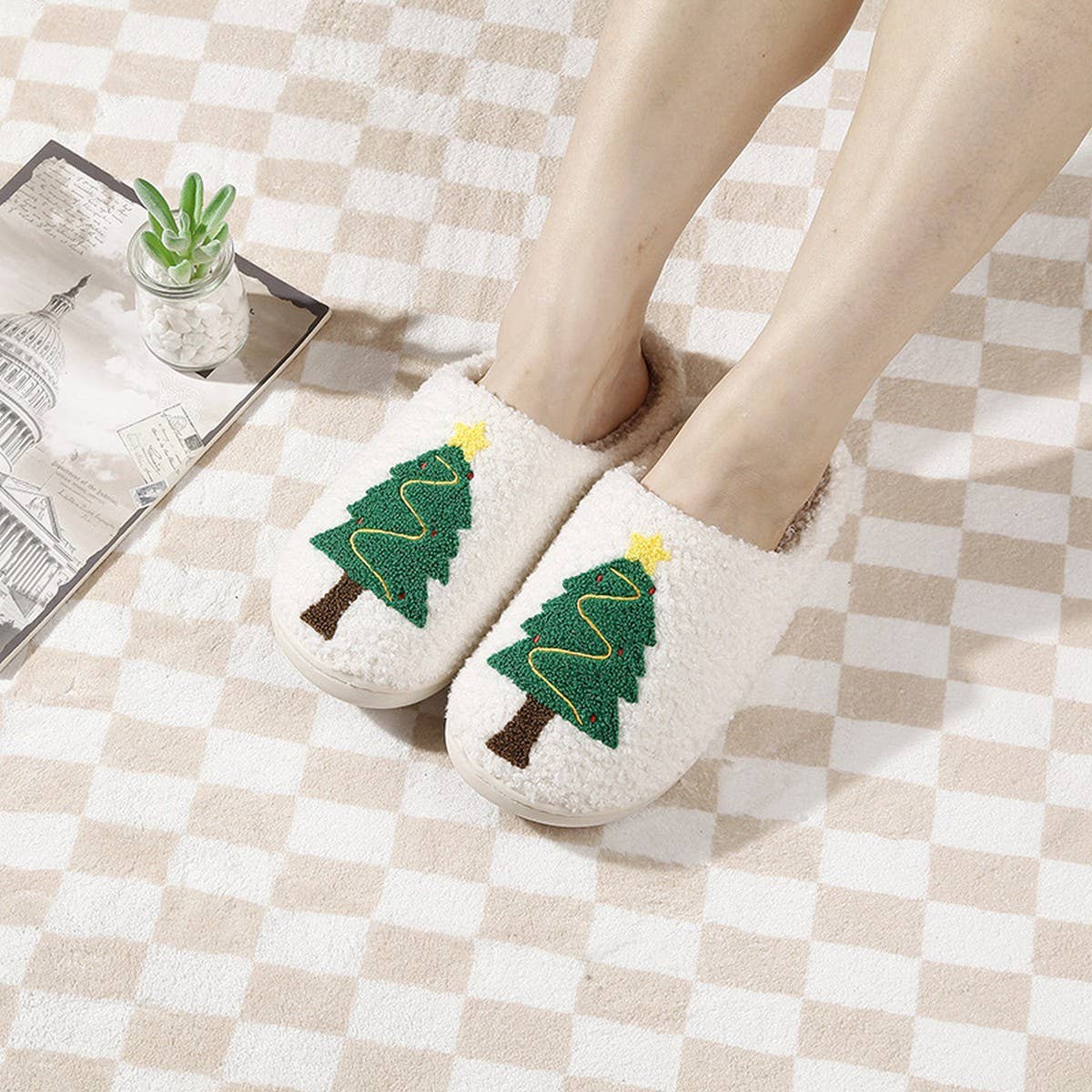 CHRISTMAS TREE WARMTH WINTER COTTON SLIPPERS_CWSHS0457