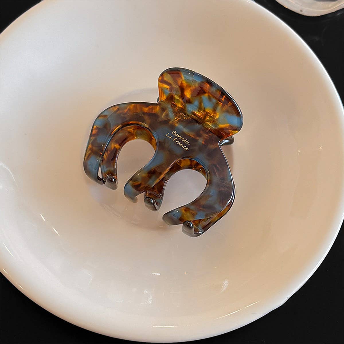 Retro Acetate Mermaid Hair Claw Medium Clip_Cwaha07810