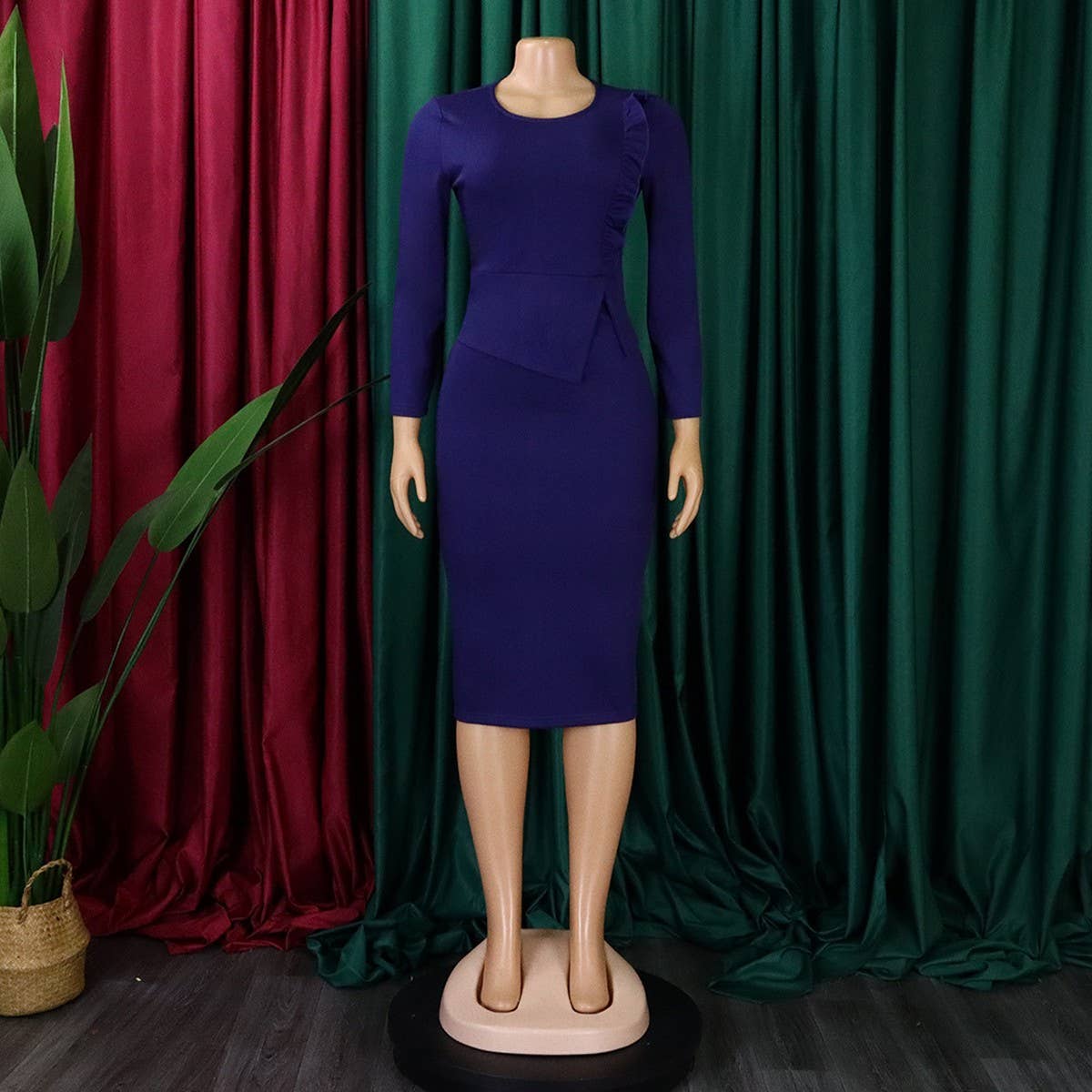 RUFFLE HEM SOLID COLOR ROUND NECK HIP DRESS_CWDMD3712