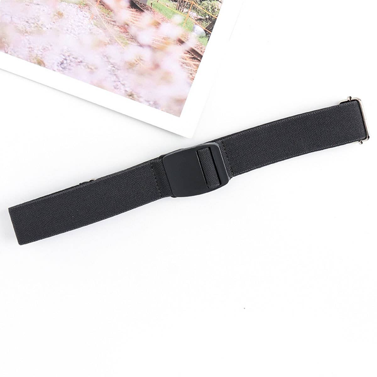 SOLID WOVEN BUCKLELESS ELASTIC WAISTBAND_CWABE0674