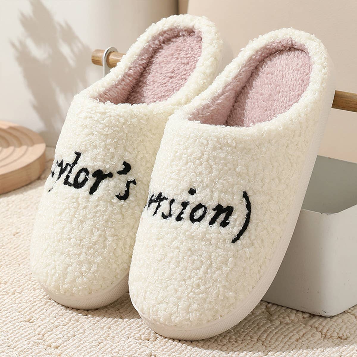 HOME WARM SOFT SOLED COTTON SLIPPERS_CWSHS0554