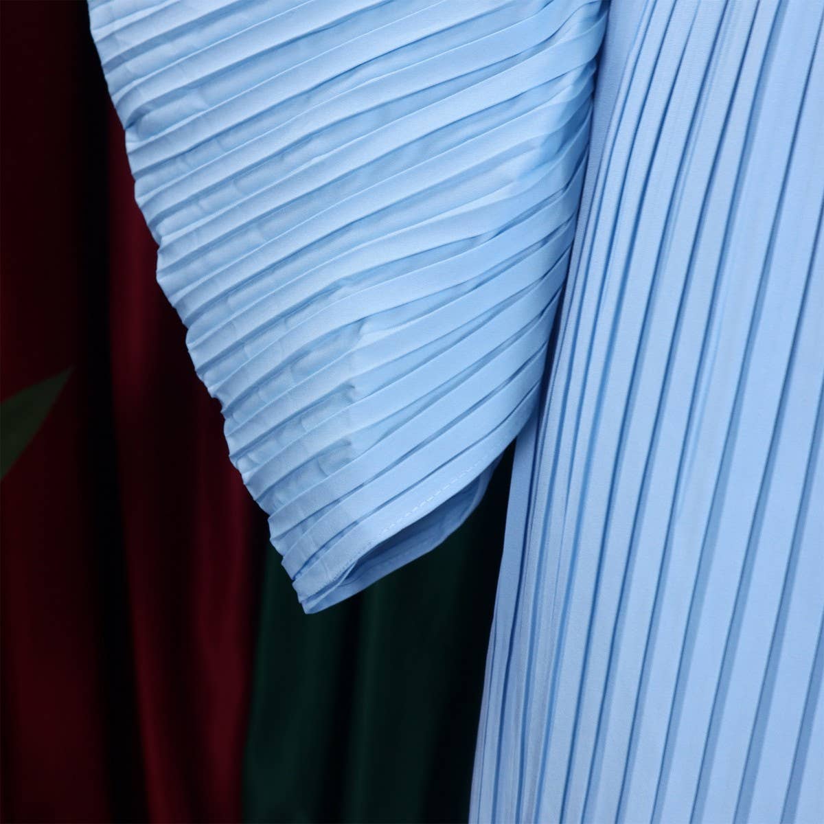 PLEATED V NECK TOP AND WIDELEG PANTS TWO PIECE SET_CWSTB1138