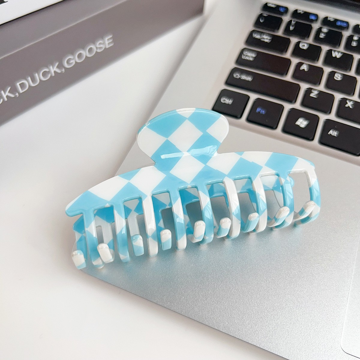 Checkerboard Hair Claw ? Candy Color Acetate Look_Cwmm10084