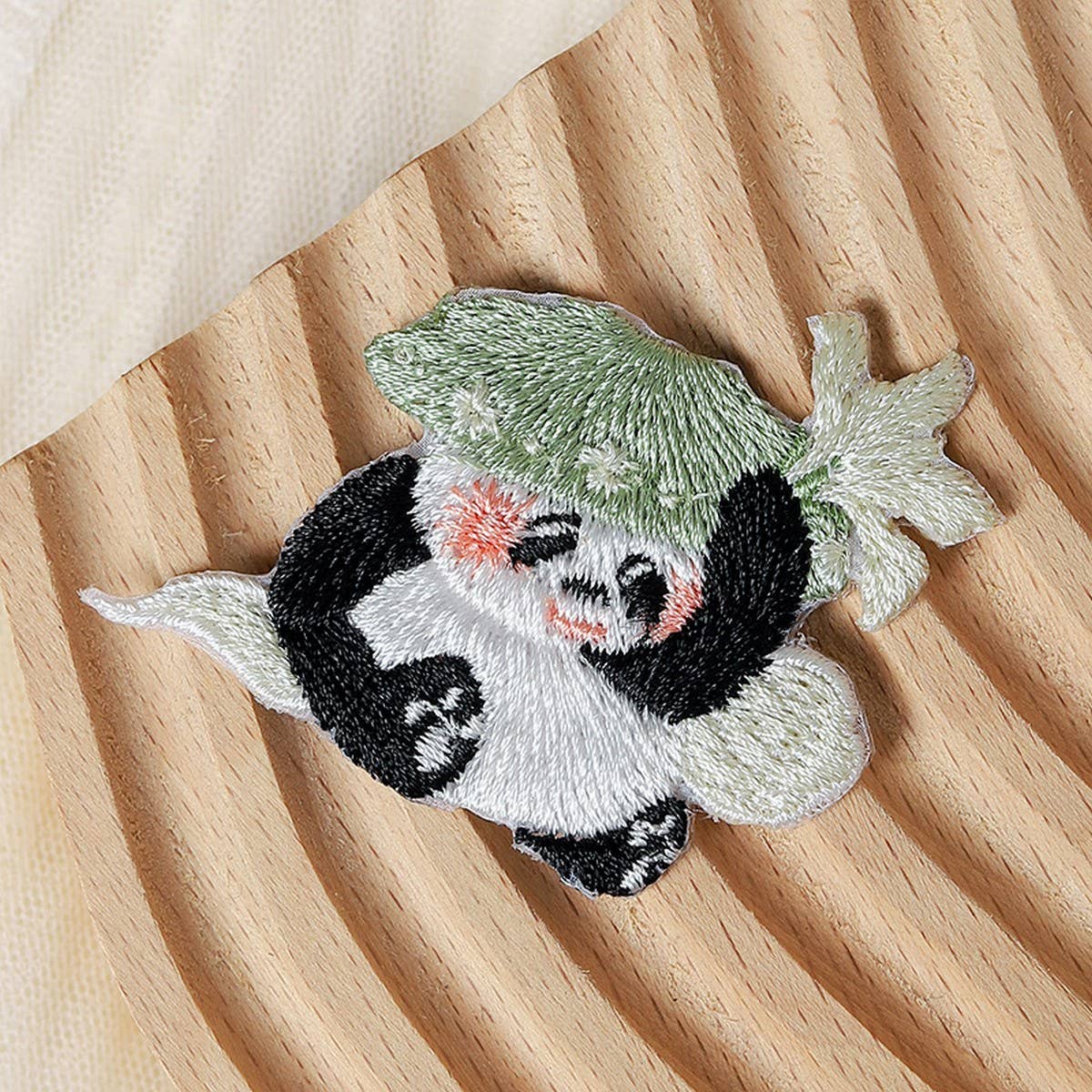 BAMBOO PANDA EMBROIDERED PATCH FOR STAIN REPAIR_CWMM5925