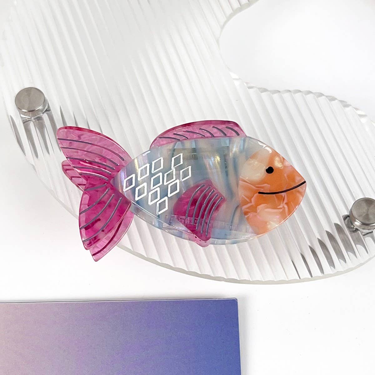 GOLDFISH ACETATE CLAW CLIP HAIR ACCESSORY_CWAHA2075