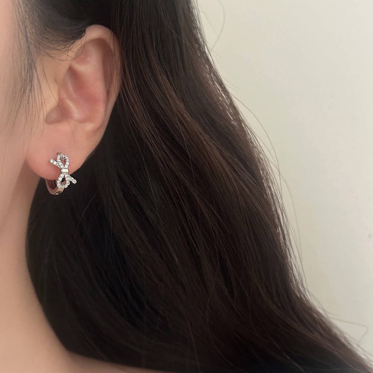 MICRO INLAID ZIRCONIA BOWKNOT TEMPERAMENT EARRINGS_CWAJE2996