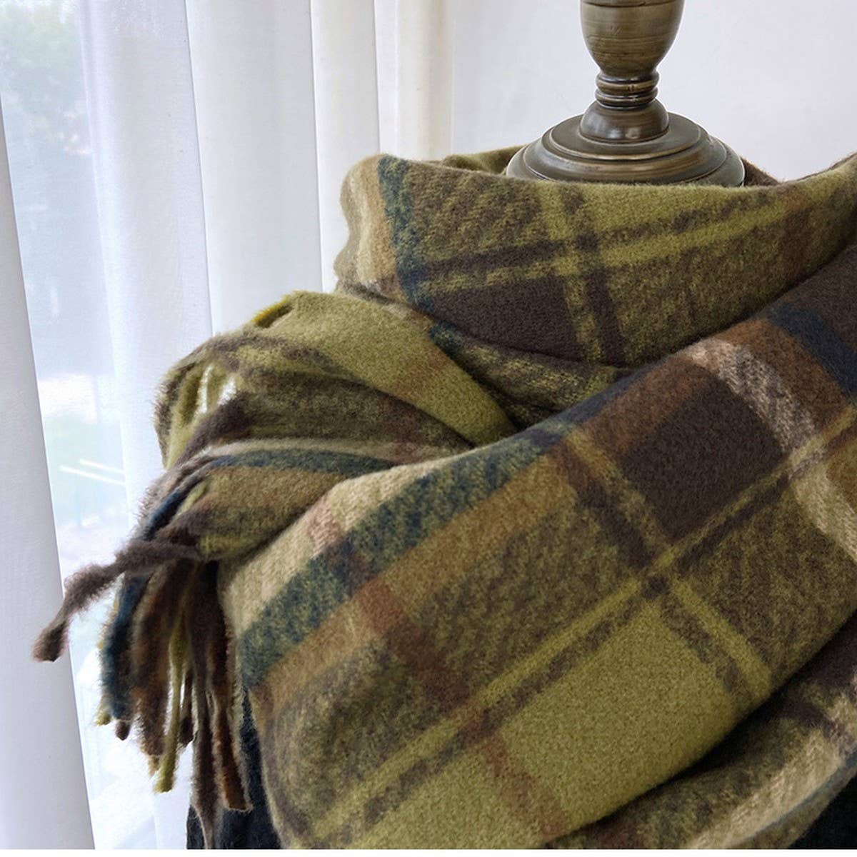 Plaid Thick Scarf Winter Warm Shawl With Tassels_Cwasc1462