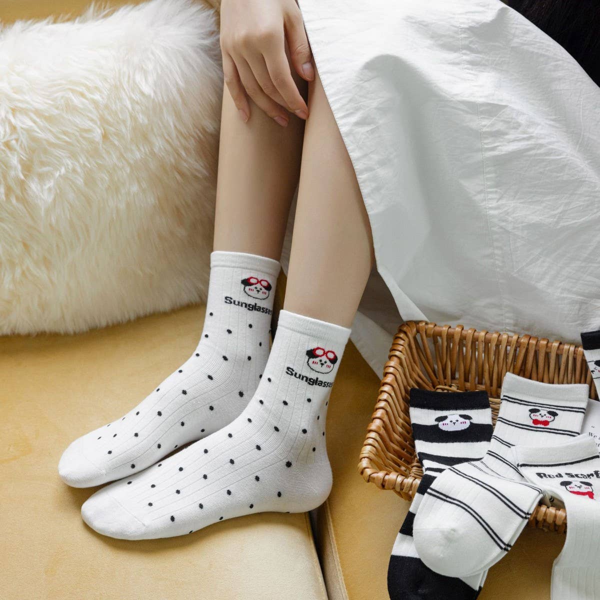 Women'S Boneless Polka Dot Striped Mid-Calf Socks_Cwms1369