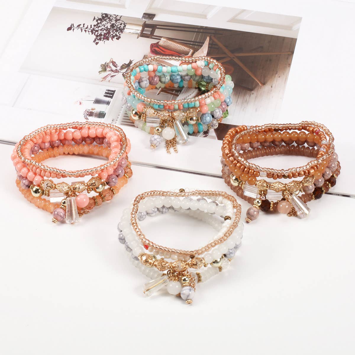 BOHEMIAN CRYSTAL PENDANT STRETCH BRACELET_CWAJE2222