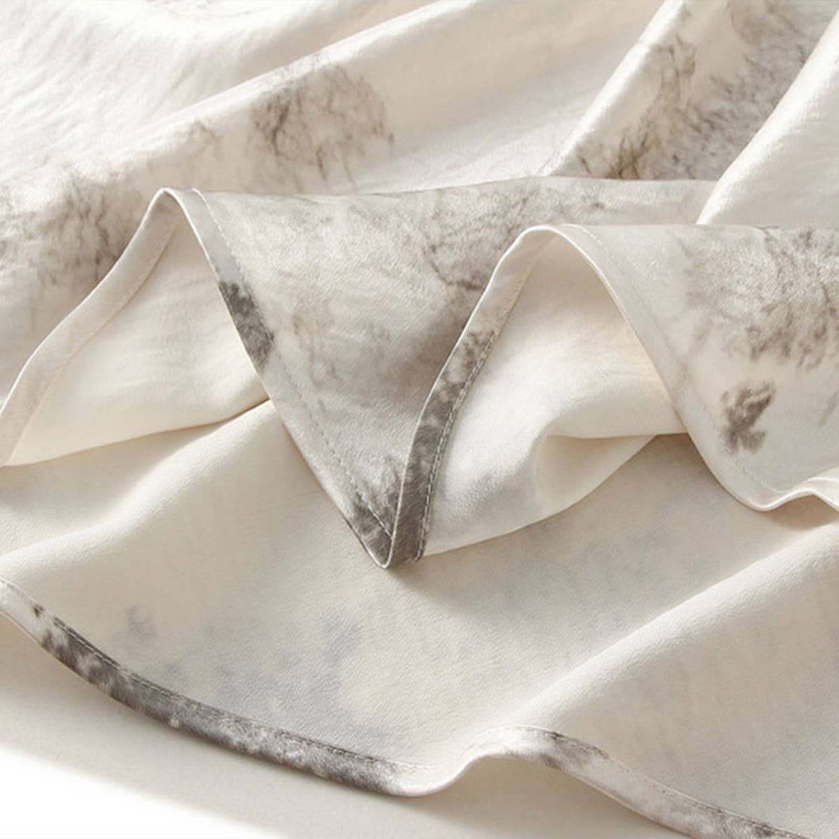 Tie-Dye Satin Print Fishtail Midi Skirt_Cwbms0386