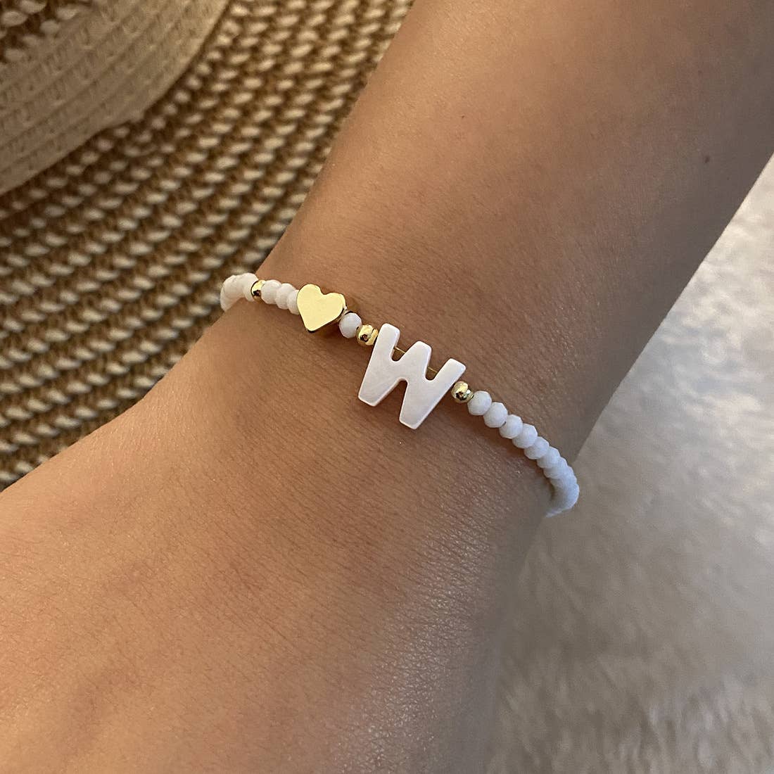 26-Letter Shell Beaded Bracelet_Cwaje4942