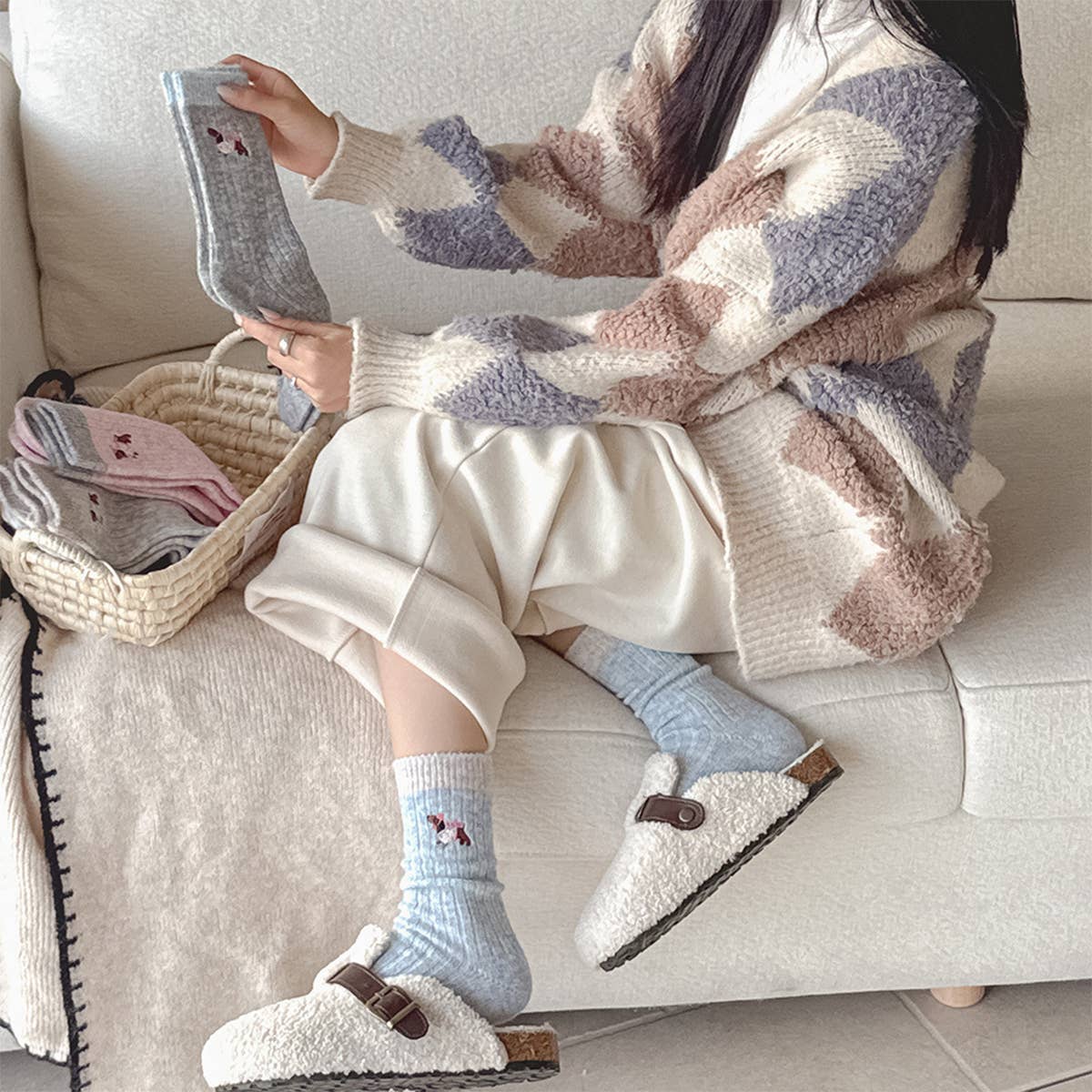 Womens Thick Wool Korean Slouchy Dog Socks_Cwms03287