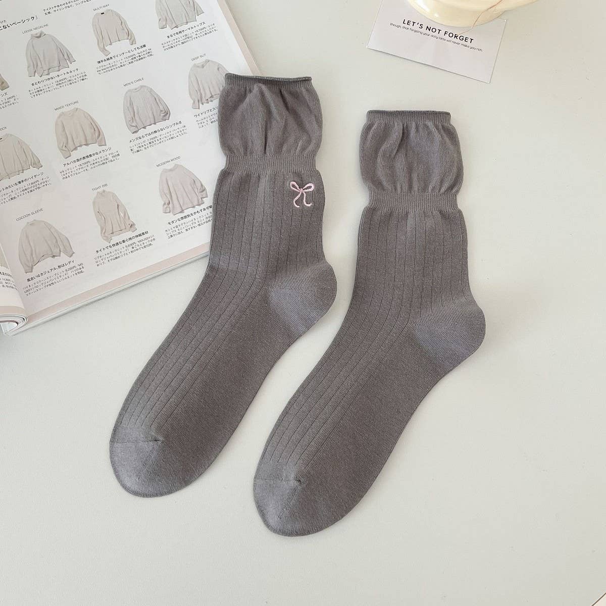 Women'S Versatile Embroidered Bow Boneless Socks_Cwms1366