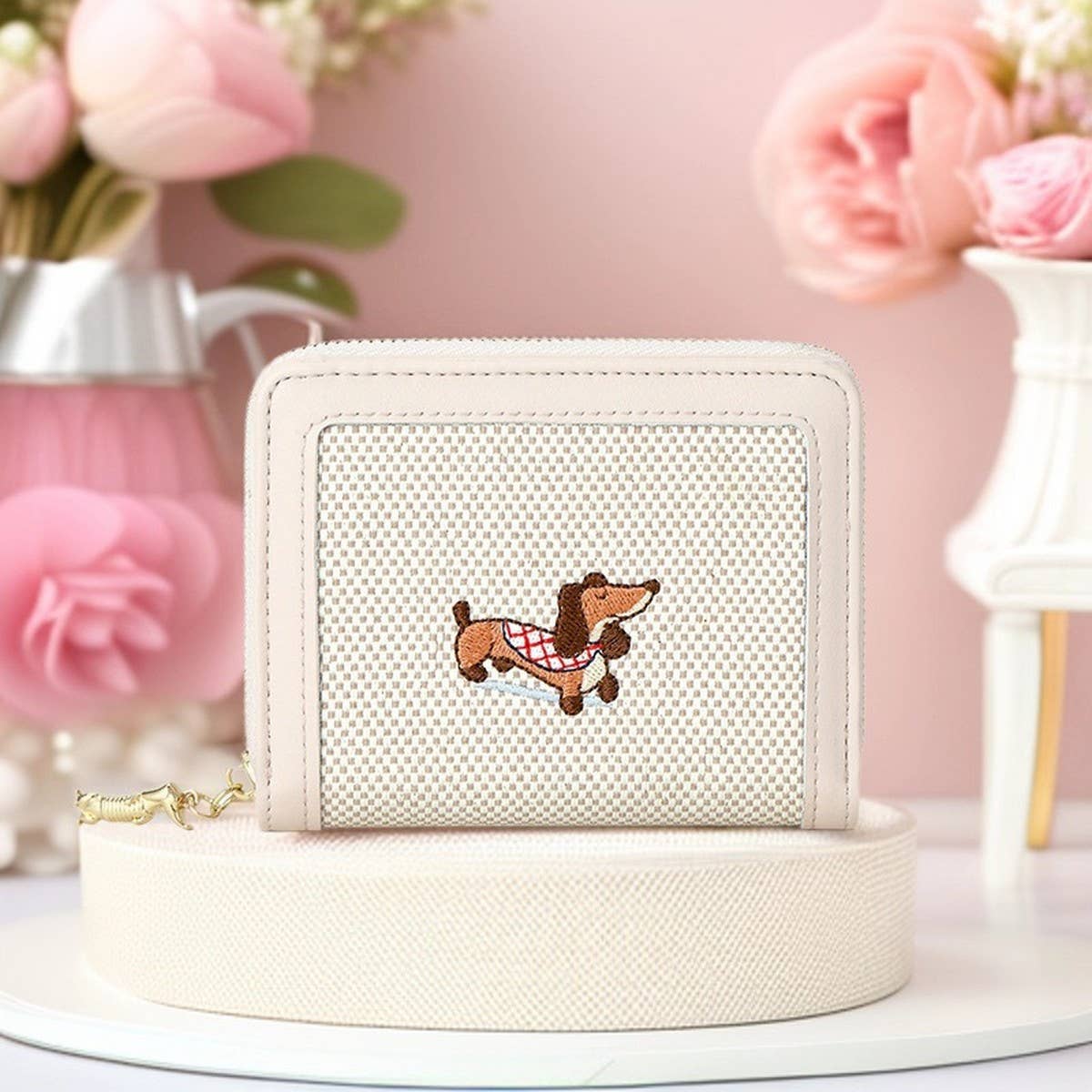 Cute Embroidered Dachshund Zip Bifold Wallet_Cwab06201