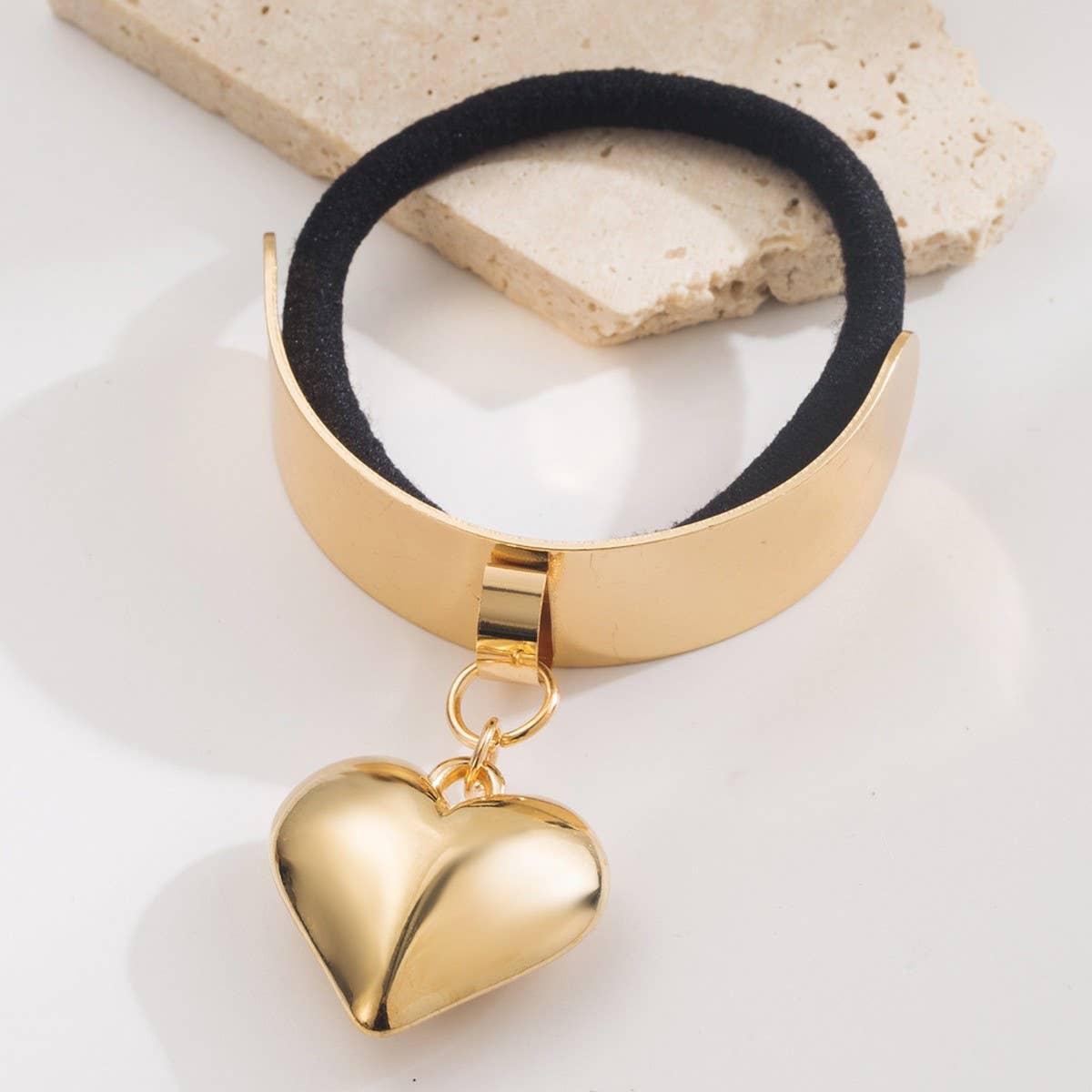 GOLD WATERDROP HEART PENDANT ELASTIC HAIR TIE_CWAHA6186