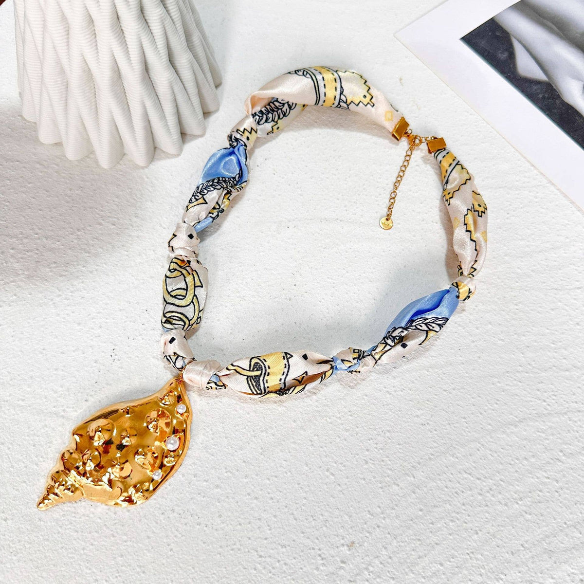 Luxury Seashell Heart Pendant Necklace For Women_Cwaje05616
