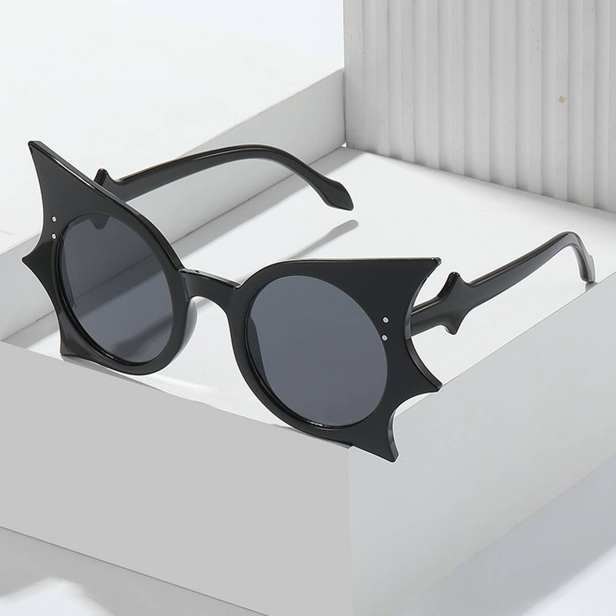 HIP HOP FUNNY BAT FASHION SUNGLASSES FOR WOMEN_CWASG0245