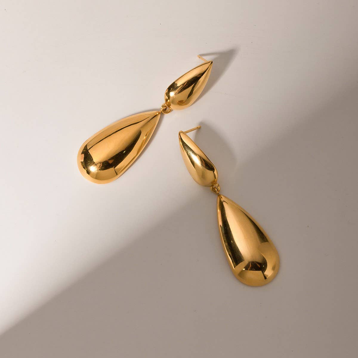 MINIMALIST NICHE WATER DROP HIGH END EARRINGS_CWAJE1364