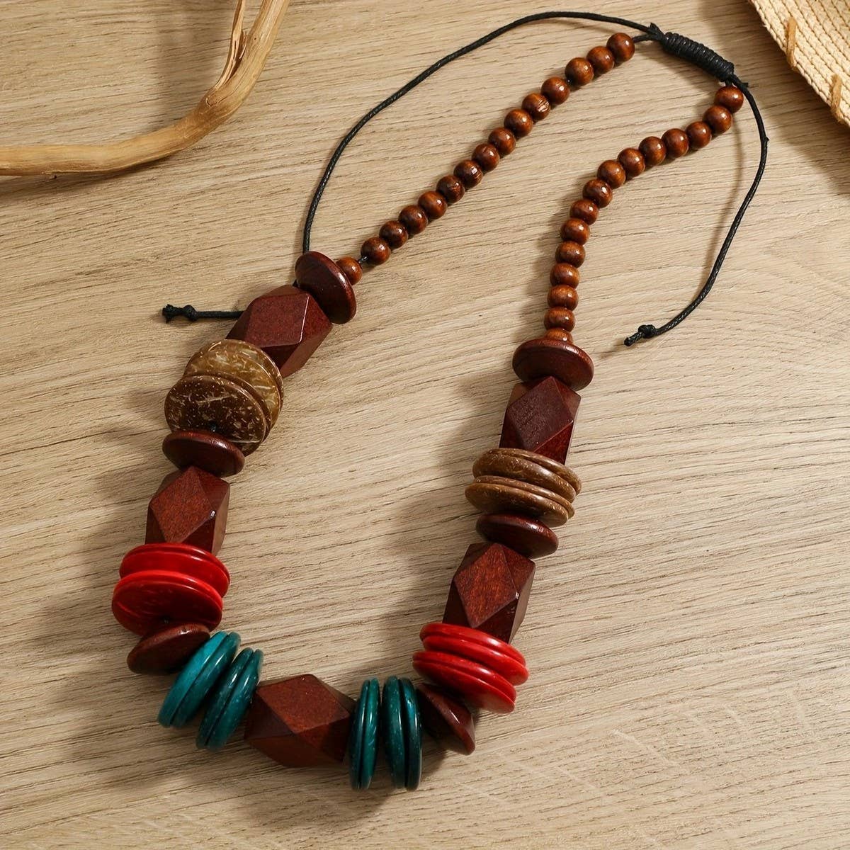 RETRO ETHNIC STYLE COLORFUL COCONUT SHELL NECKLACE_CWMM4433
