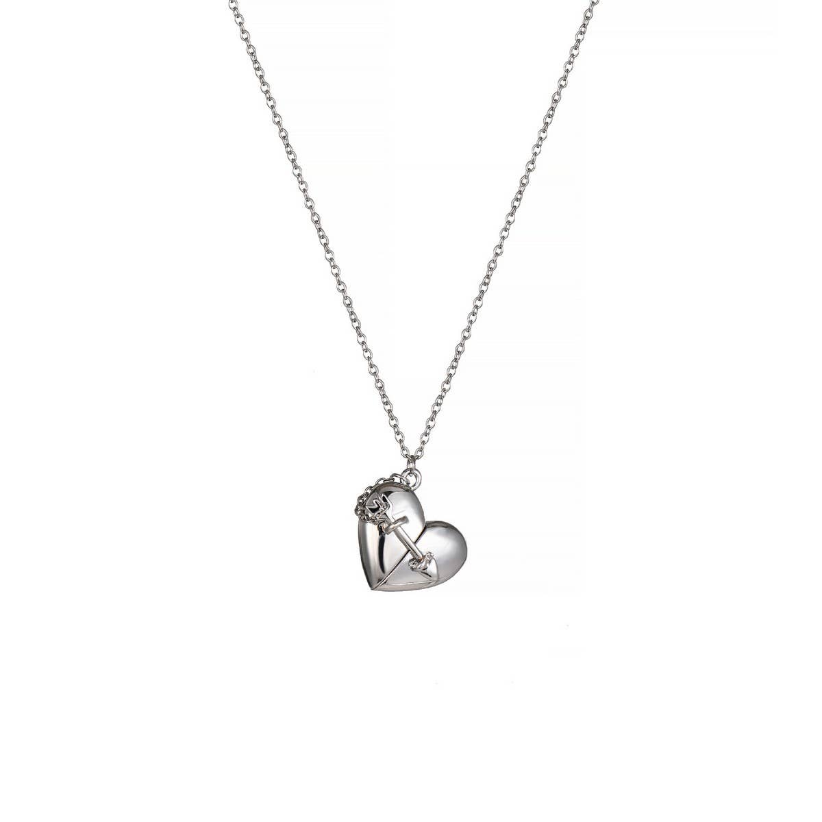 OPEN AND CLOSE HEART PENDANT CLAVICLE NECKLACE_CWMM3904