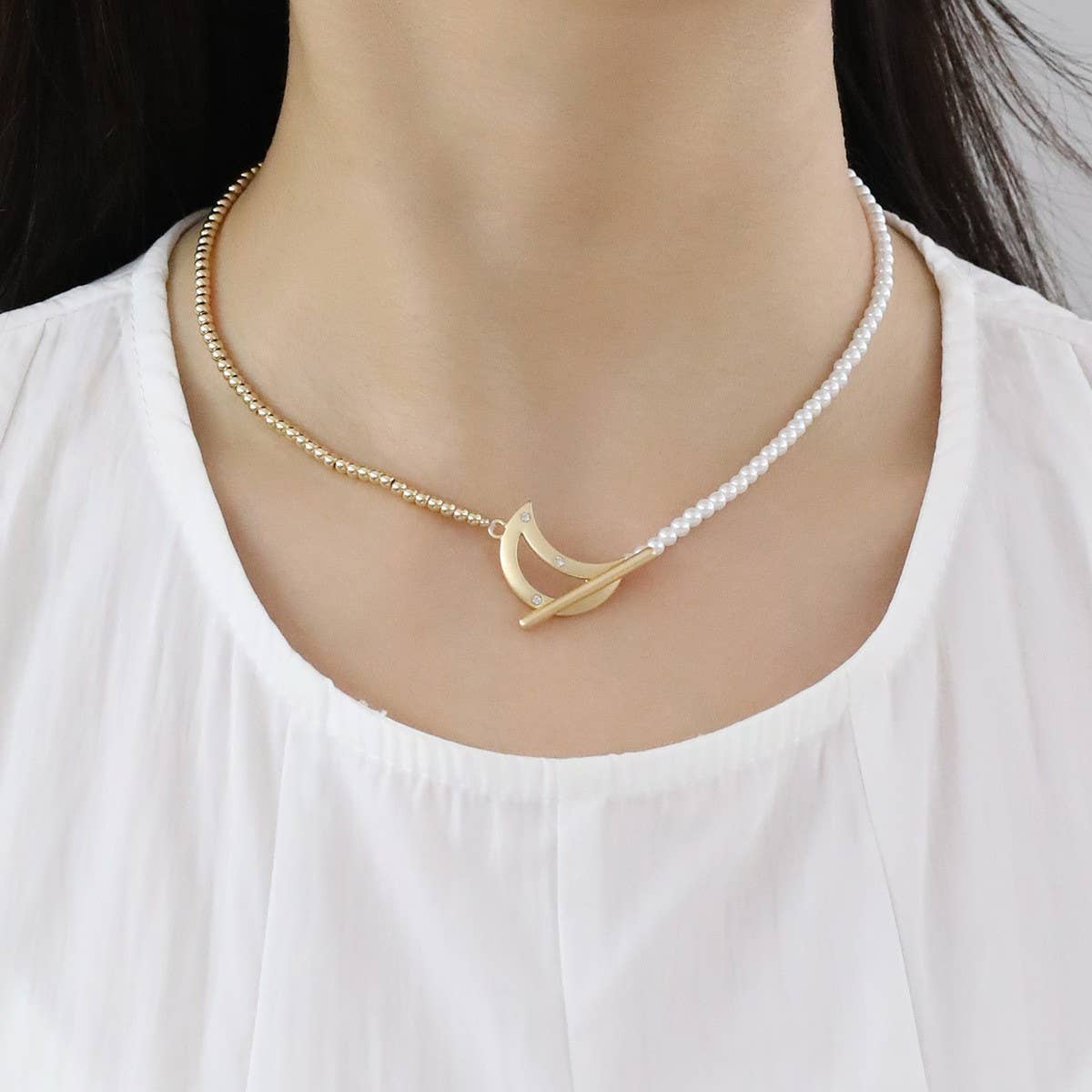 AUTUMN MATT GOLD MOON NECKLACE EARRING SET_CWAJE2915