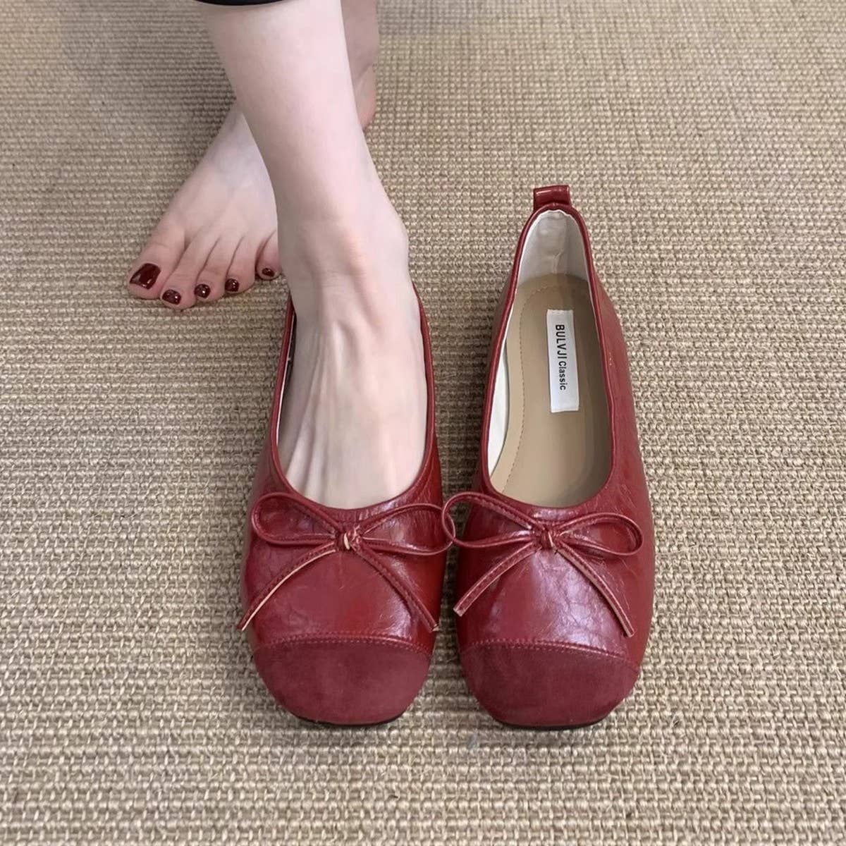 Vintage Bow Slip-On Round Toe Flat Shoes