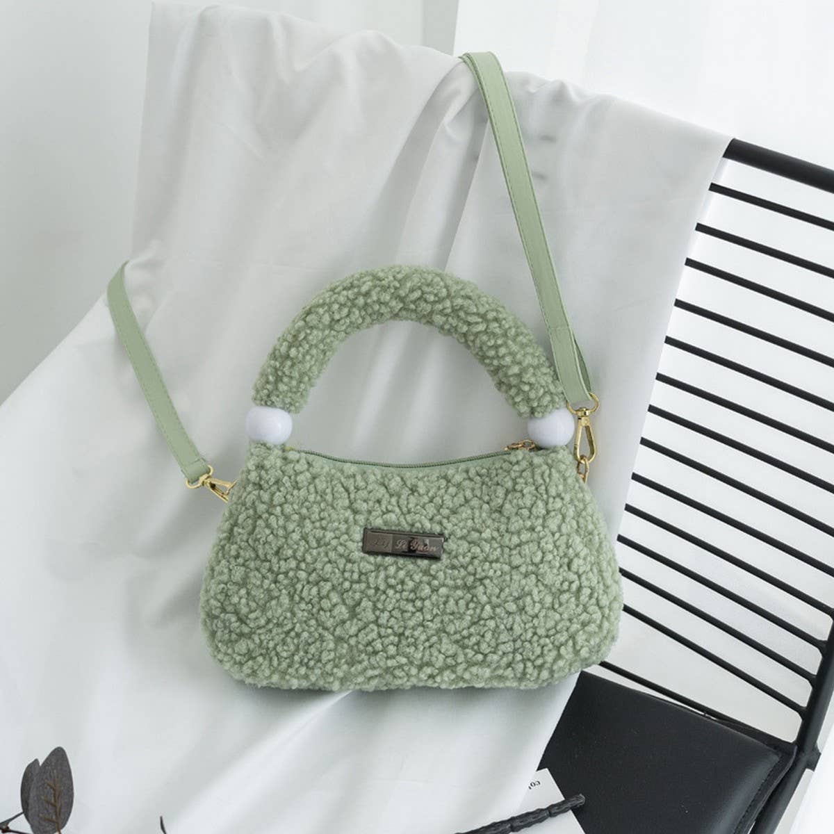 Winter Fashion One-Shoulder Crossbody Plush Bag_Cwab3934