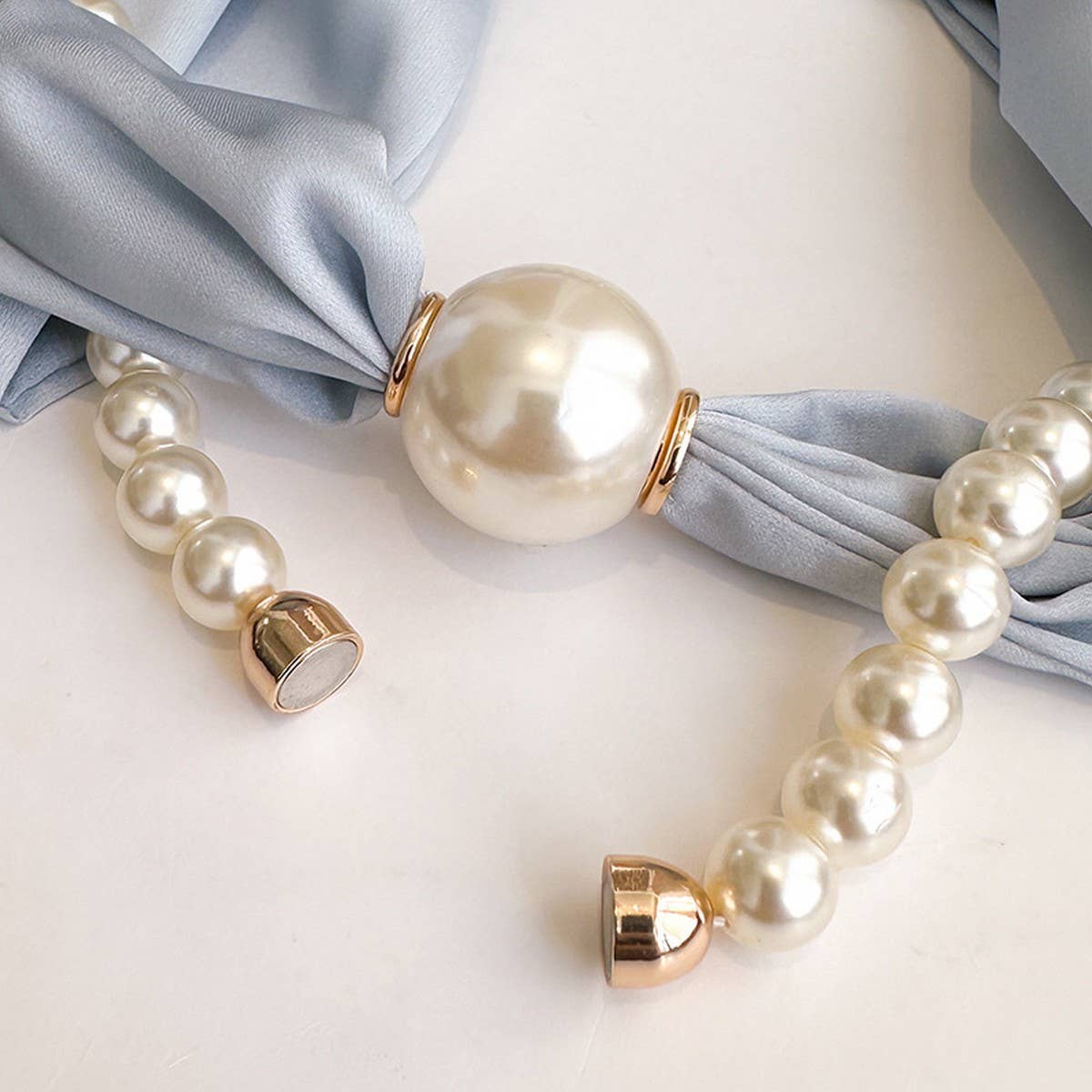 Pearl Magnetic Skinny Silk Neck Scarf_Cwasc03930