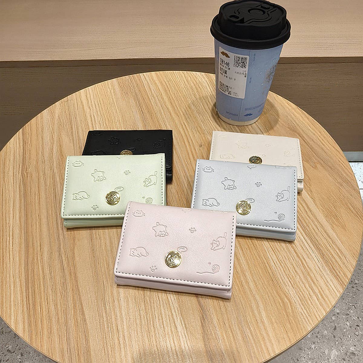 Cute Cat Embossed Mini Trifold Wallet For Students_Cwab06230