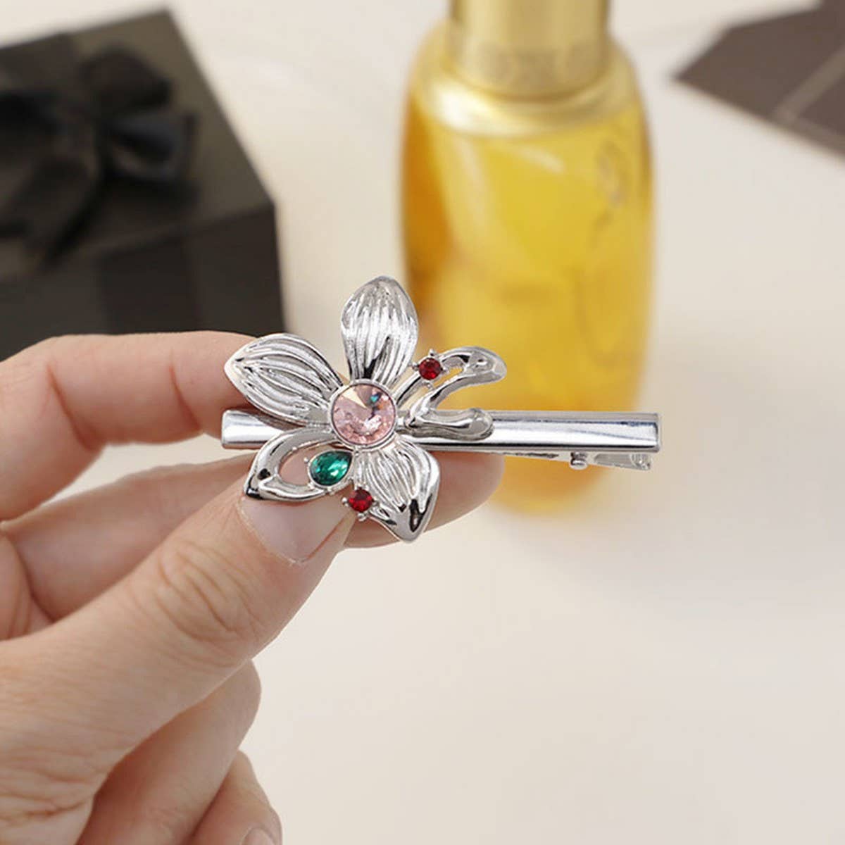METAL ROSE HAIRPIN SIDE BANGS DUCKBILL CLIP_CWAHA4646