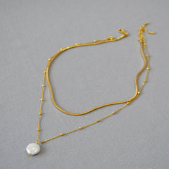 Women Baroque Pearl Necklace