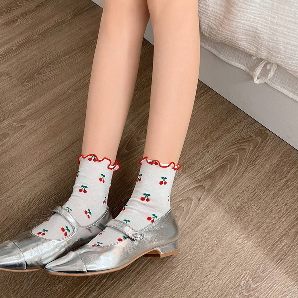 NEW ARRIVAL FOR WOMEN CUTE CHERRY COTTON SOCKS_CWMS0422