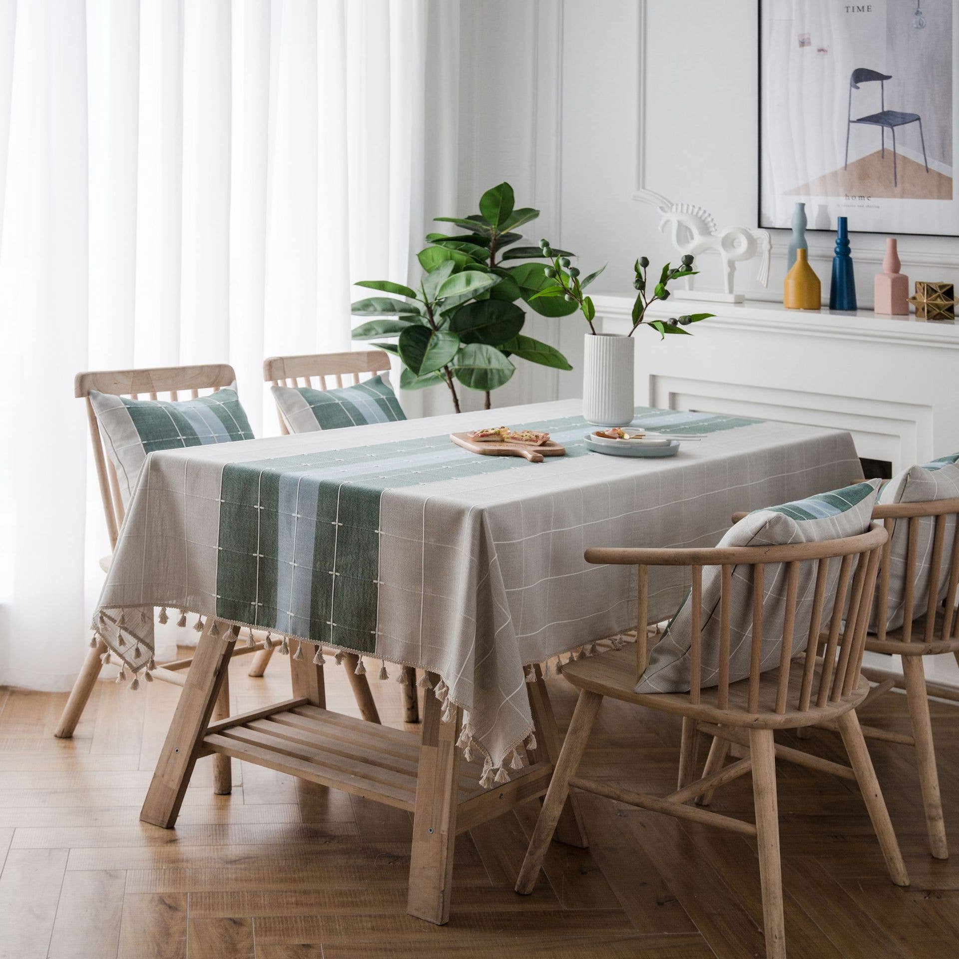 COLOR PLAID PATTERN COSY TABLECLOTHS WITH TASSELS_CWMM0018